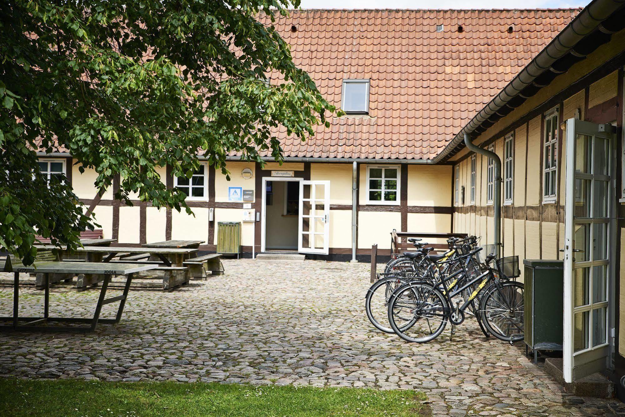 Kragsbjerggaard Vandrerhjem Odense Exterior photo