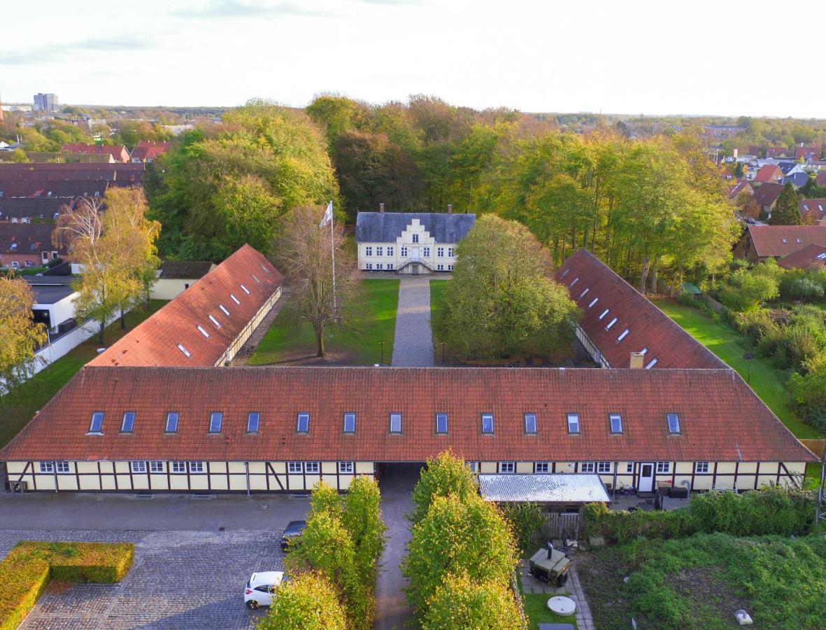 Kragsbjerggaard Vandrerhjem Odense Exterior photo